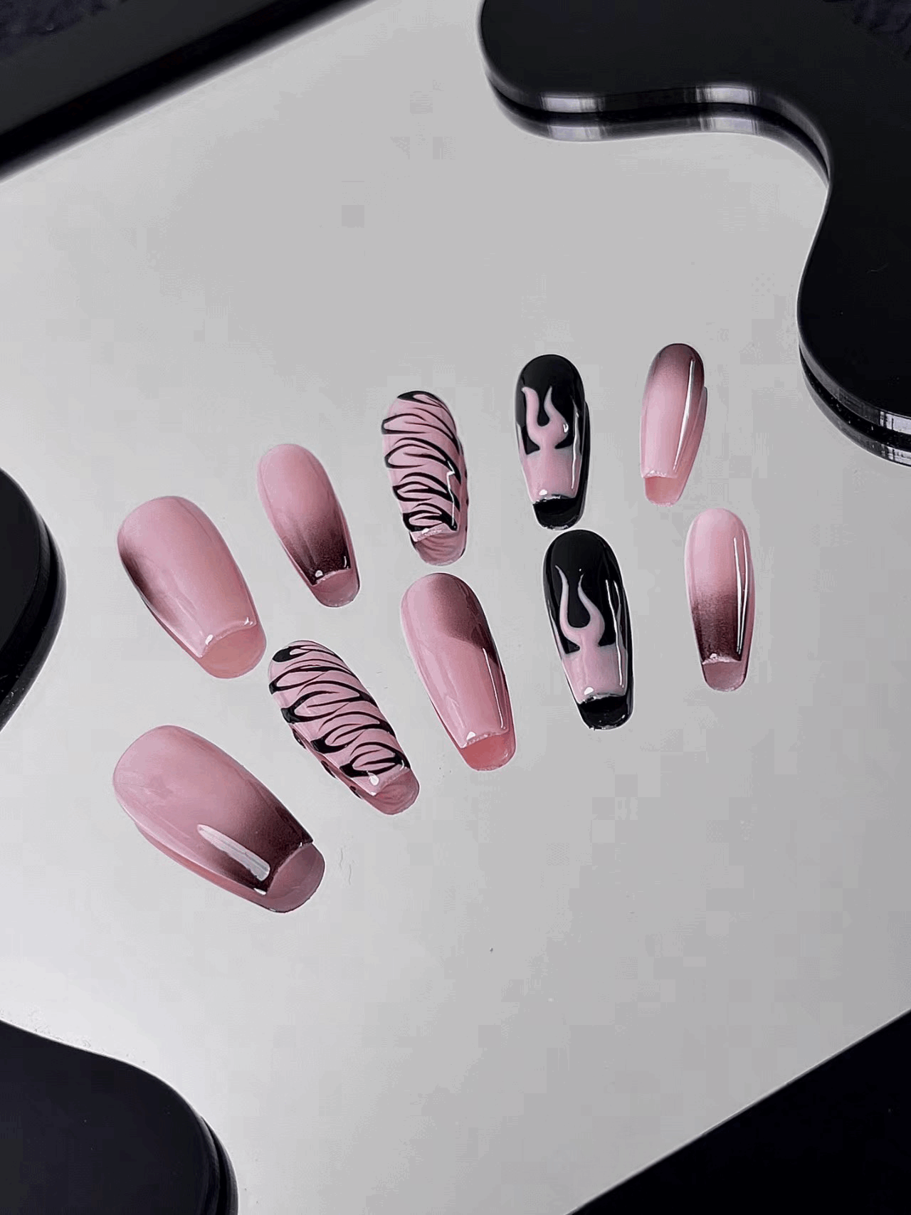 Black & Pink Fire False Nails from SHOPQAQ