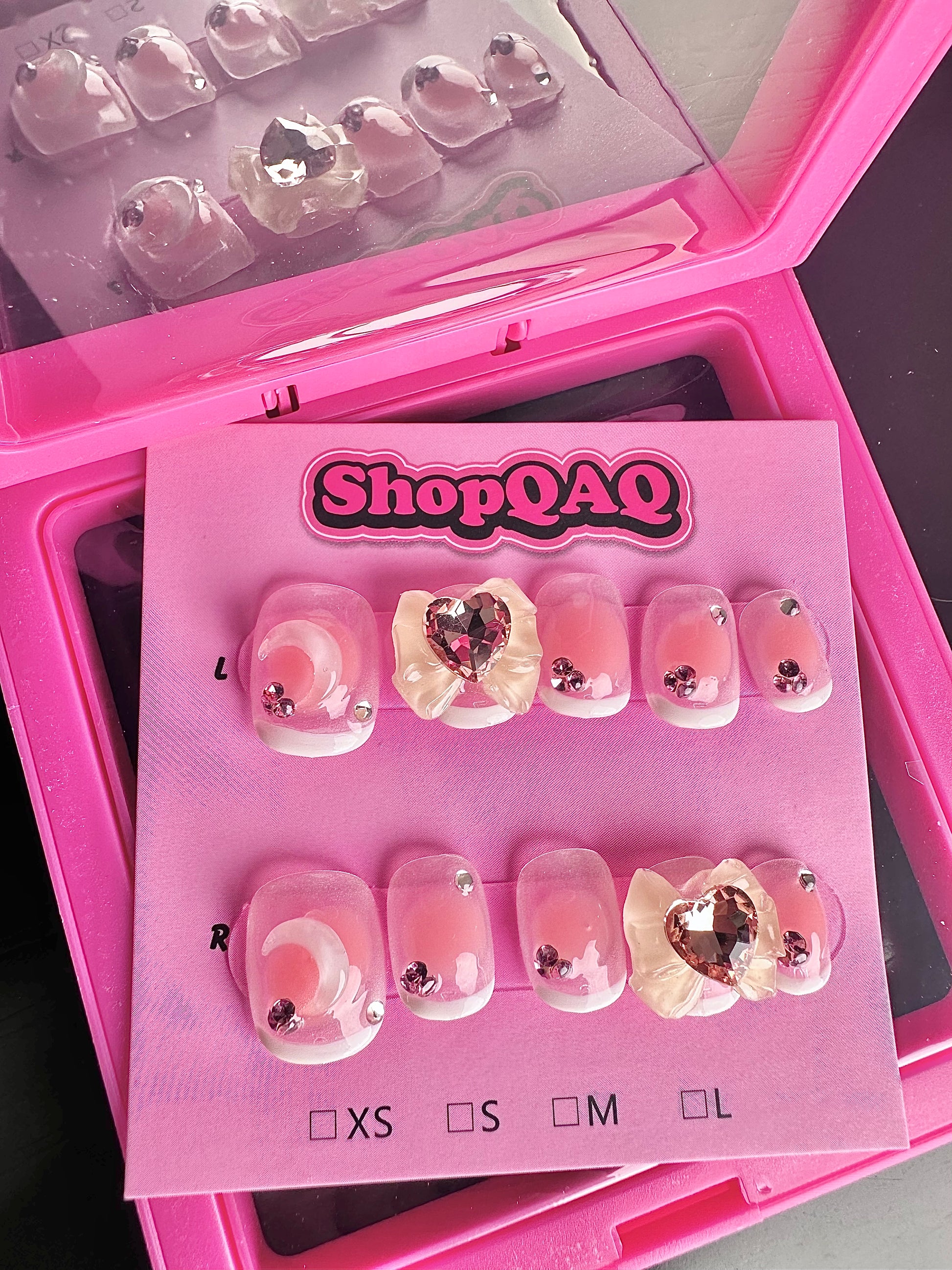 Baroque Butterfly Milky White Press-On Nails False Nails from SHOPQAQ