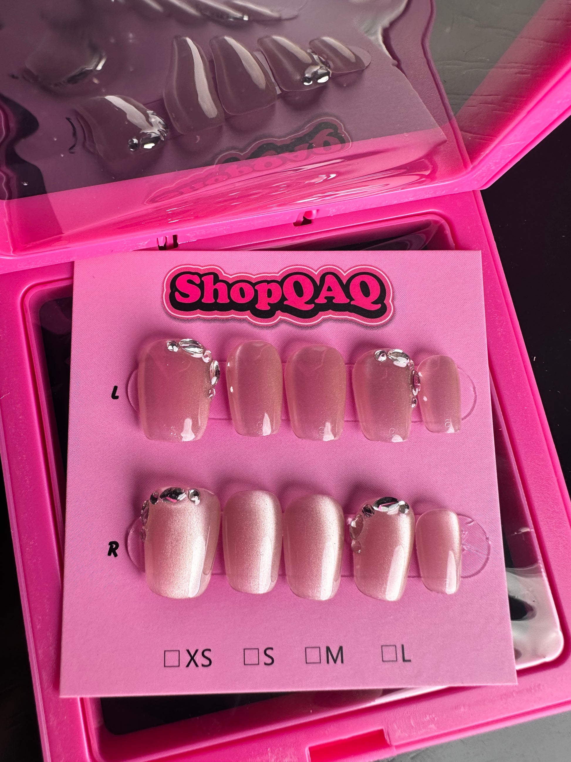 Glass Bead Light-Chasing Cat Eye Handcrafted Rhinestone Press On Nails – Luxurious & Dazzling False Nails from SHOPQAQ