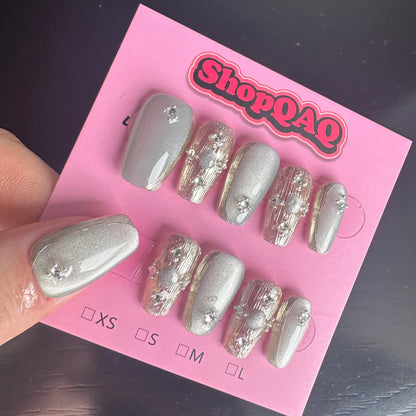 Silver Wing Maiden | Bucciarati Glass Bead Cat Eye Metallic Bad Girl Style Mechanical Press-On Gel Nails" | False Nails | False Nails, Handmade False Nails, press on nails | SHOPQAQ