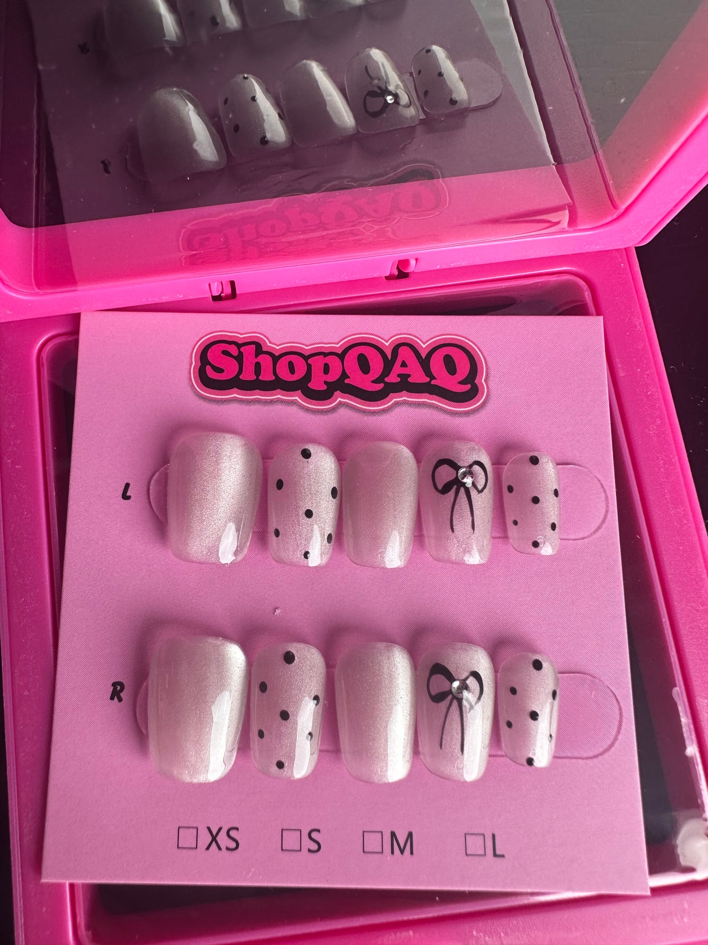 2024 New Handcrafted Summer Icy Transparent Glass Bead Cat Eye Polka Dot Bow Hepburn Style Short Press-On Nails False Nails from SHOPQAQ