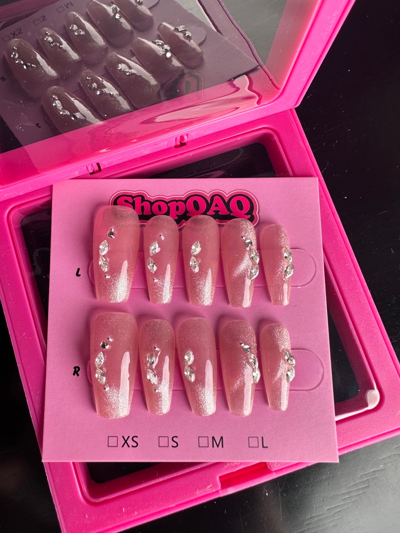 Luminous Night Crystal Cat Eye Rhinestone Press-On Nails False Nails from SHOPQAQ