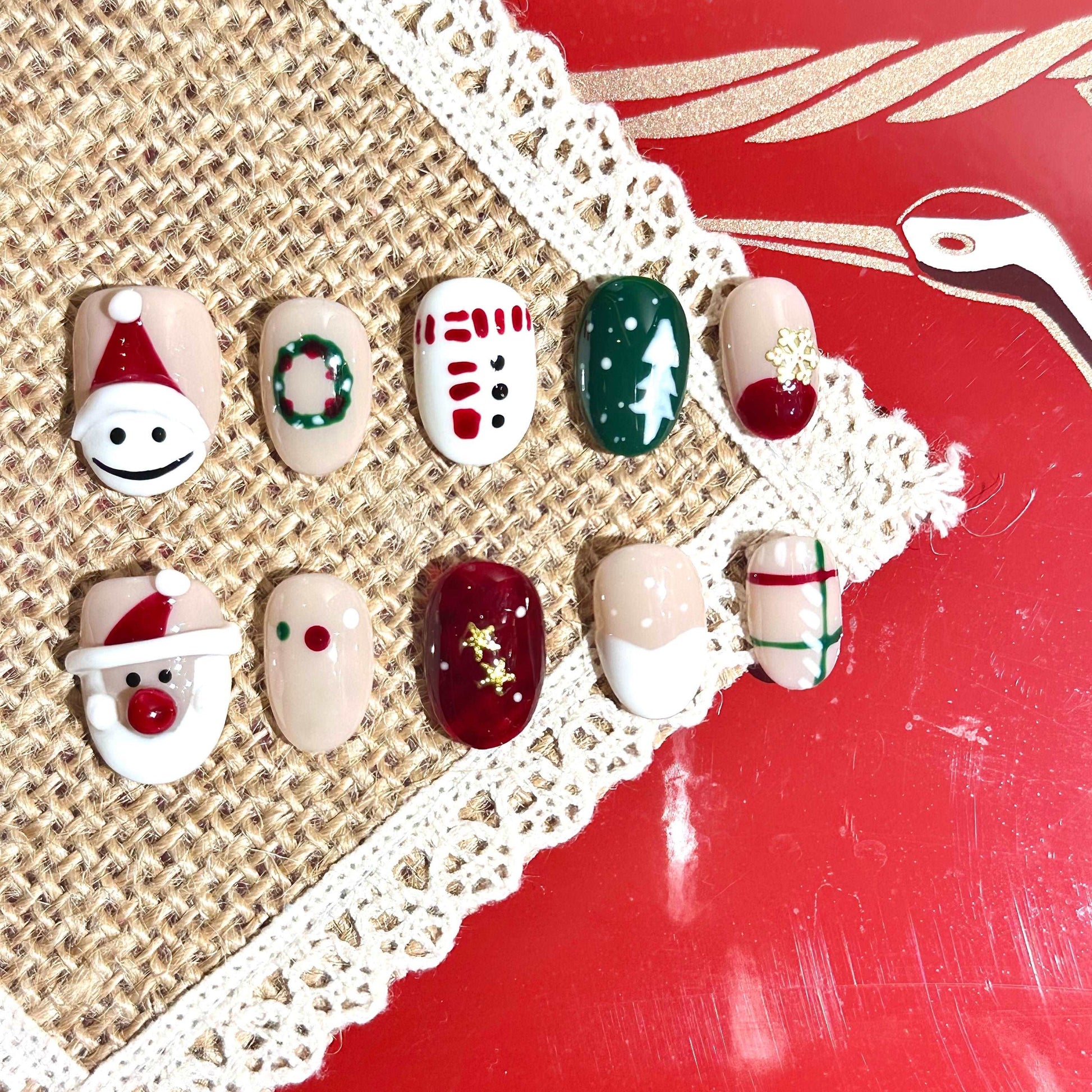 Christmas Santa & Christmas Tree Hand-Painted Press-On Nails False Nails from SHOPQAQ