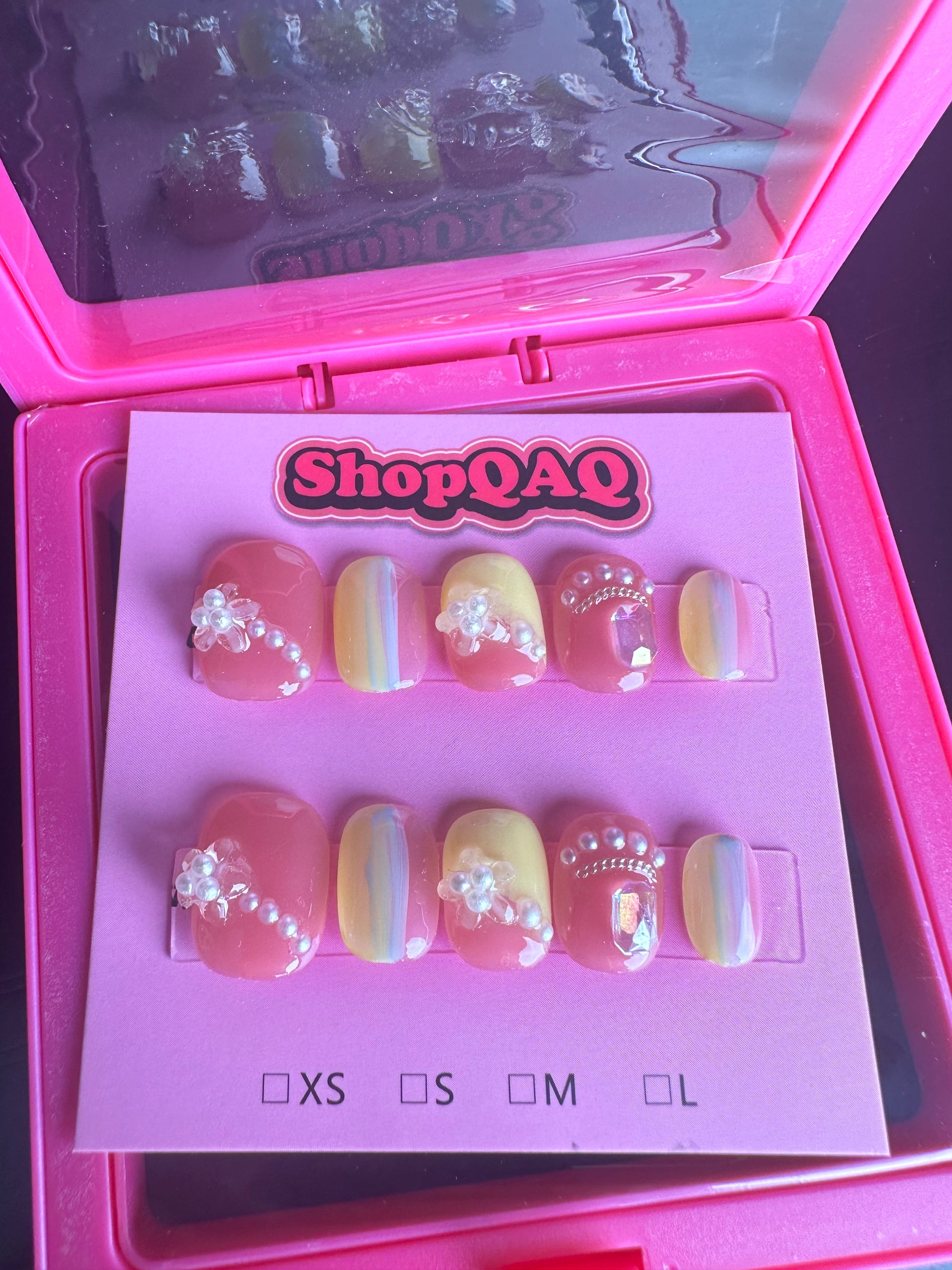 Handcrafted Short Square Oval Translucent Glossy Press-On Nails False Nails from SHOPQAQ