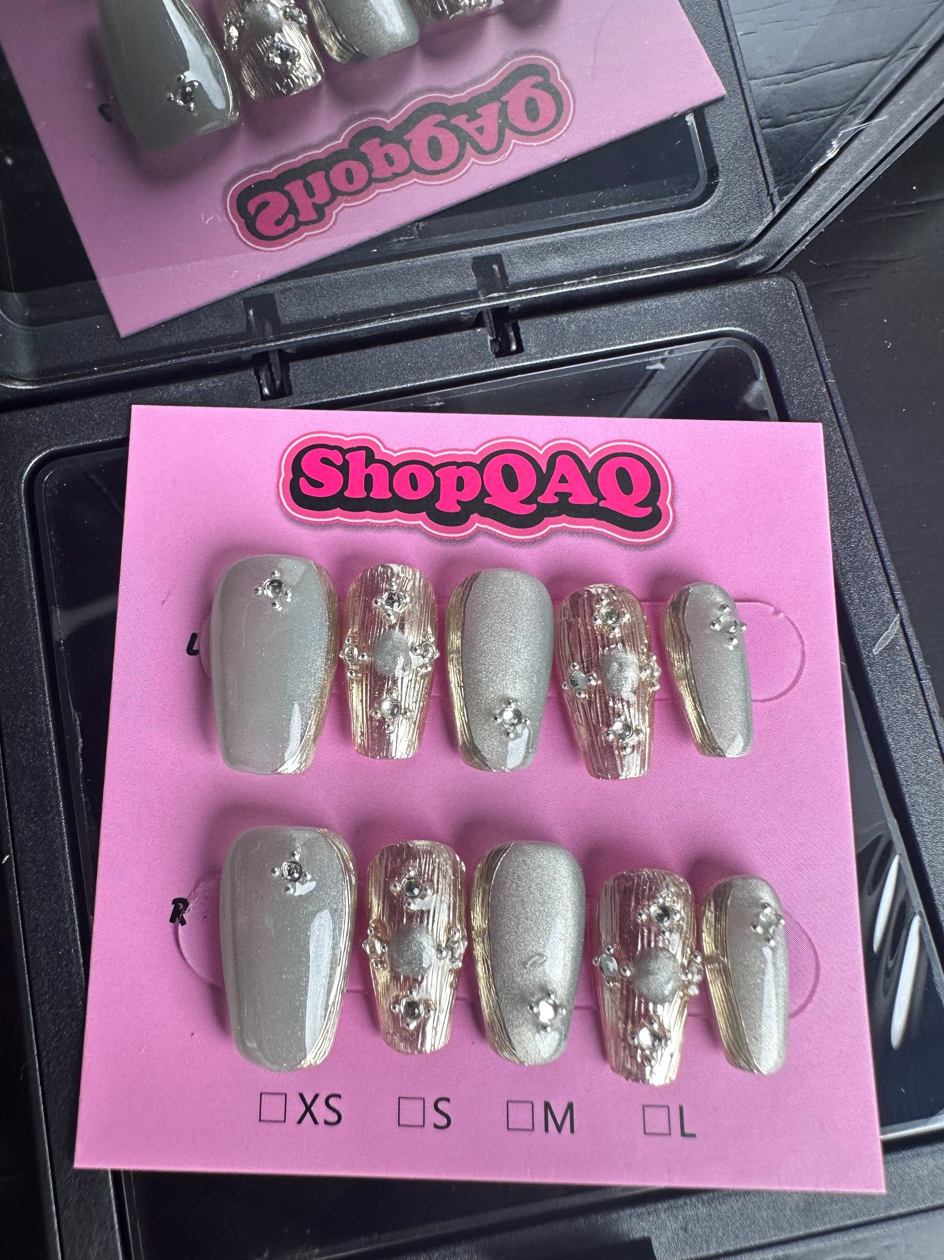 Silver Wing Maiden | Bucciarati Glass Bead Cat Eye Metallic Bad Girl Style Mechanical Press-On Gel Nails" False Nails from SHOPQAQ