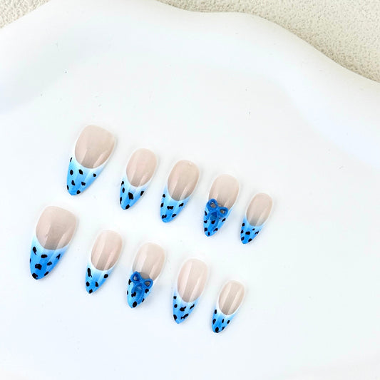 Handcrafted Custom Bow and Leopard Print Nails False Nails from SHOPQAQ