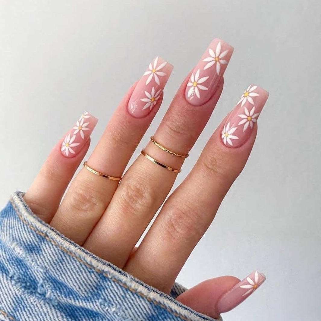 Country style False Nails from SHOPQAQ