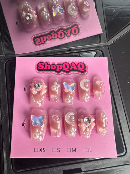 Handcrafted Press-On Nails with Butterfly Design - 'Heart Flutter' Collection False Nails from SHOPQAQ