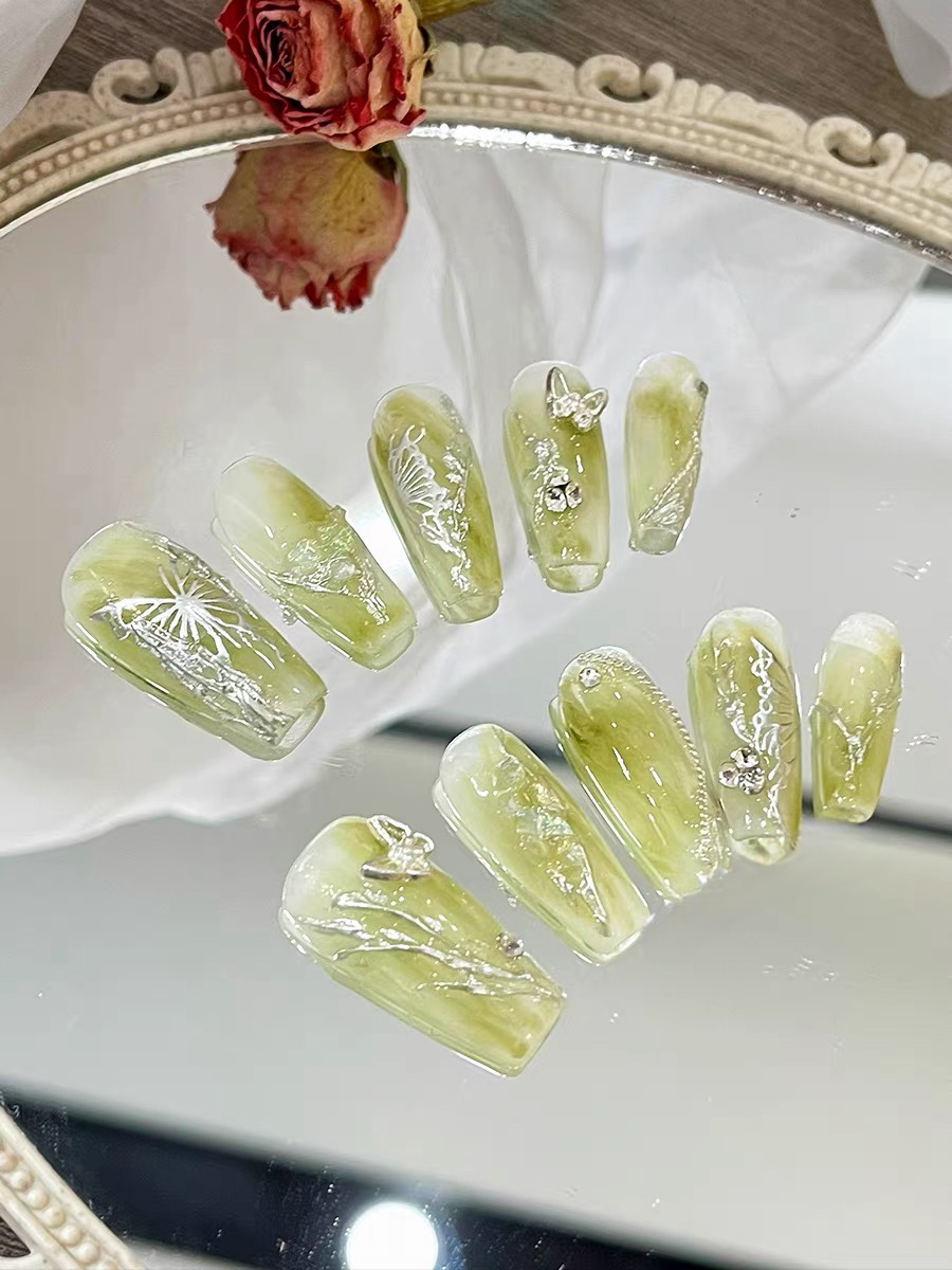 【Green butterfly】 False Nails from SHOPQAQ