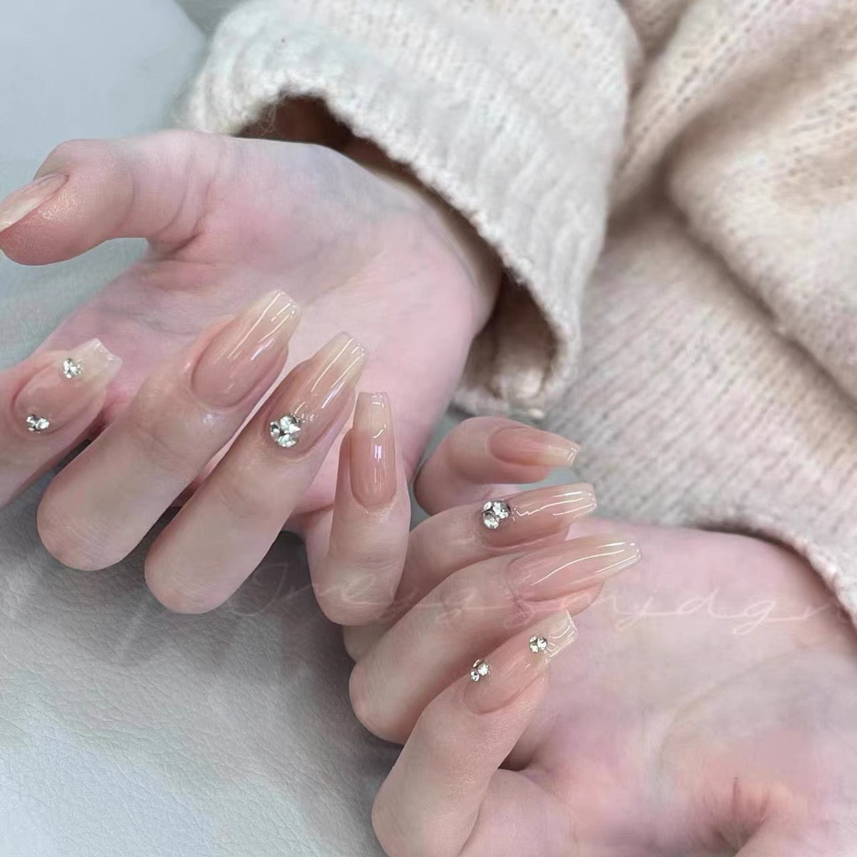 Luxurious Ice-clear Nude False Nails from SHOPQAQ