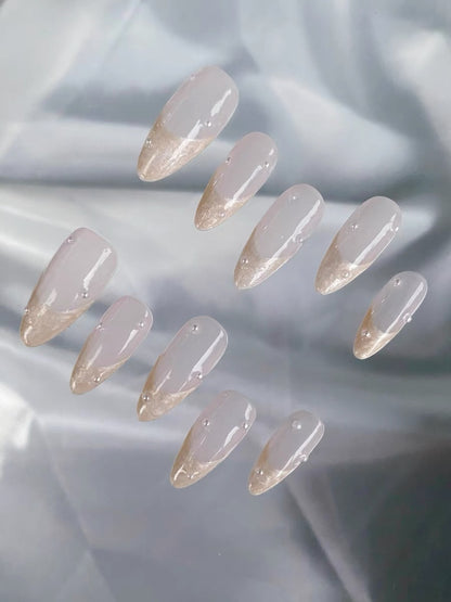 Shell Glow Fairy French Nails False Nails from SHOPQAQ