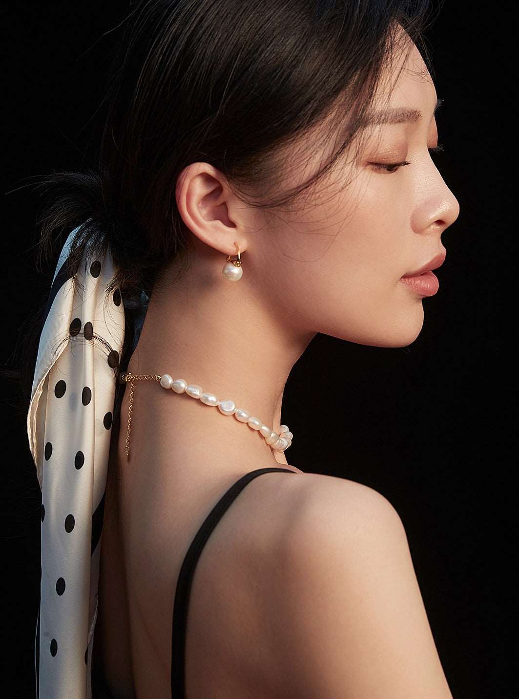 Baroque Pearl Necklace: A Captivating Symphony of Elegance necklaces from SHOPQAQ