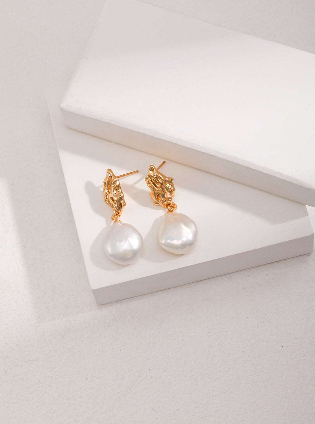 Baroque Pearl Earrings - A Fusion of Artistry and Nature Earrings from SHOPQAQ