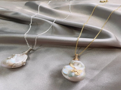 Baroque pearl pendant Charms & Pendants from SHOPQAQ