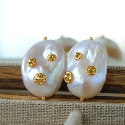 Chic Luxury: Artisanal Baroque Pearl Earrings | earrings | 8new, 925 silver earrings, _badge_New, Baroque, Baroque Earrings, baroque pearl, Ear Studs, earrings, freshwater pearl, gold, pearl, s925 | SHOPQAQ