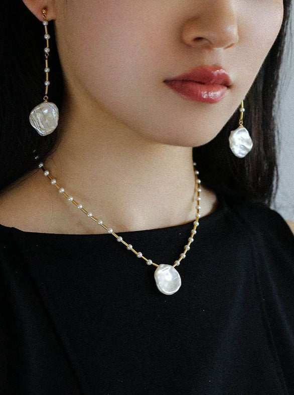 French Large Petal Baroque Stitching Beaded Clavicle Necklace | necklaces | 7new, _bagde_new, baroque pearl, Freshwater pearl, necklace, pearl necklace | SHOPQAQ