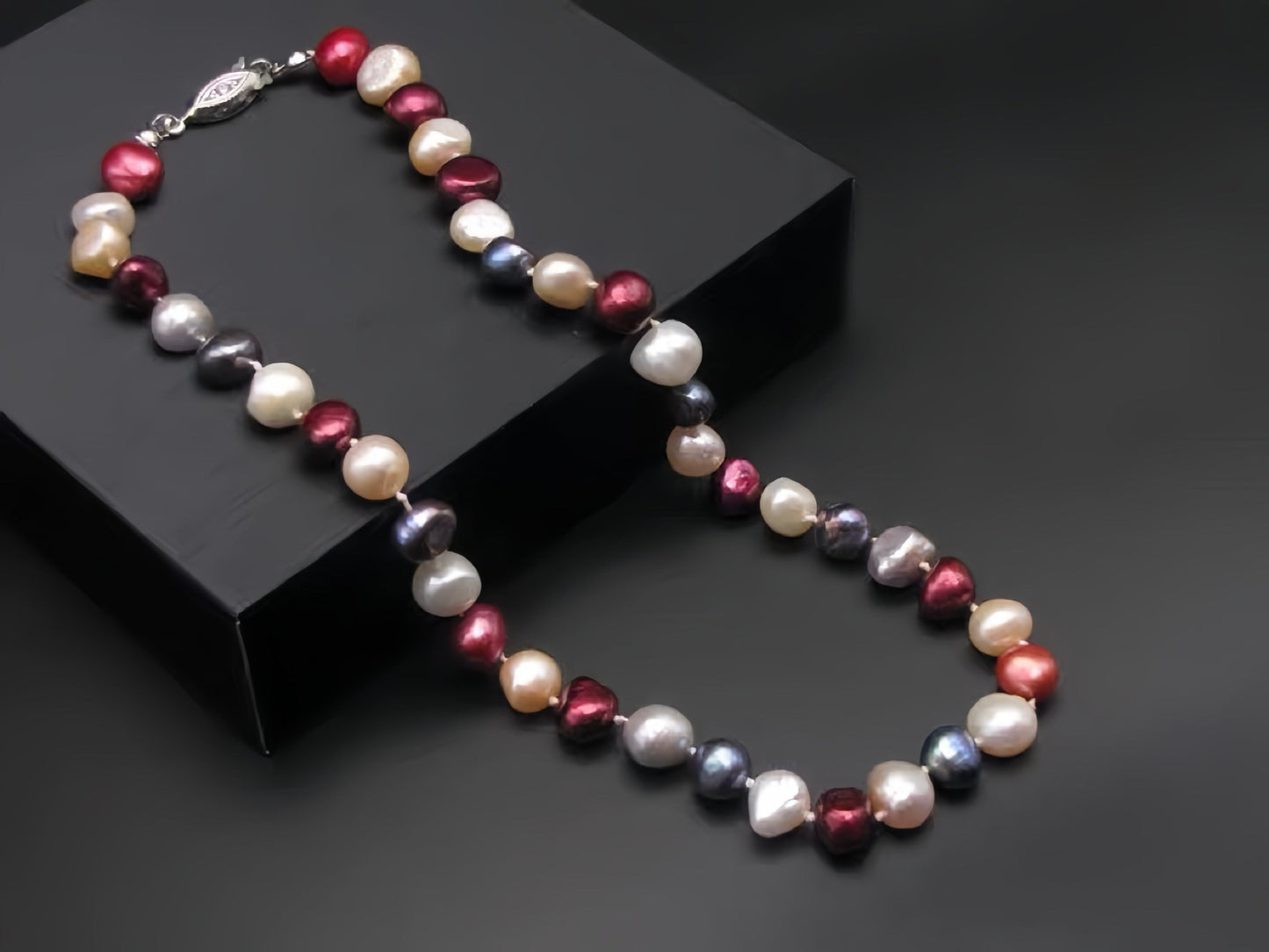 Dyed Natural Pearl Necklace from SHOPQAQ