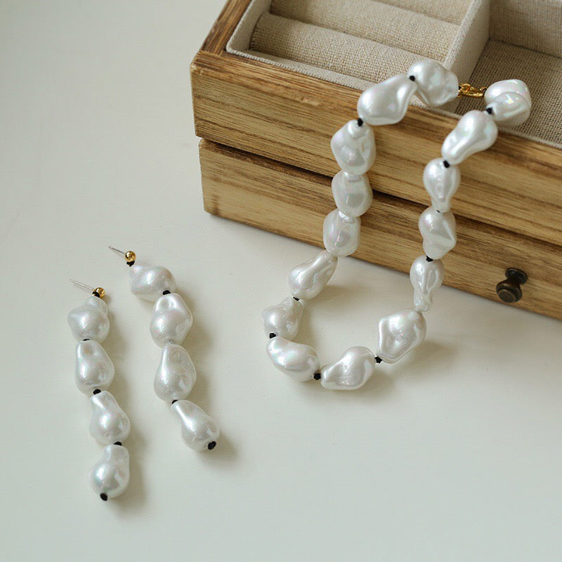 Artificial Baroque Beaded Earrings earrings from SHOPQAQ