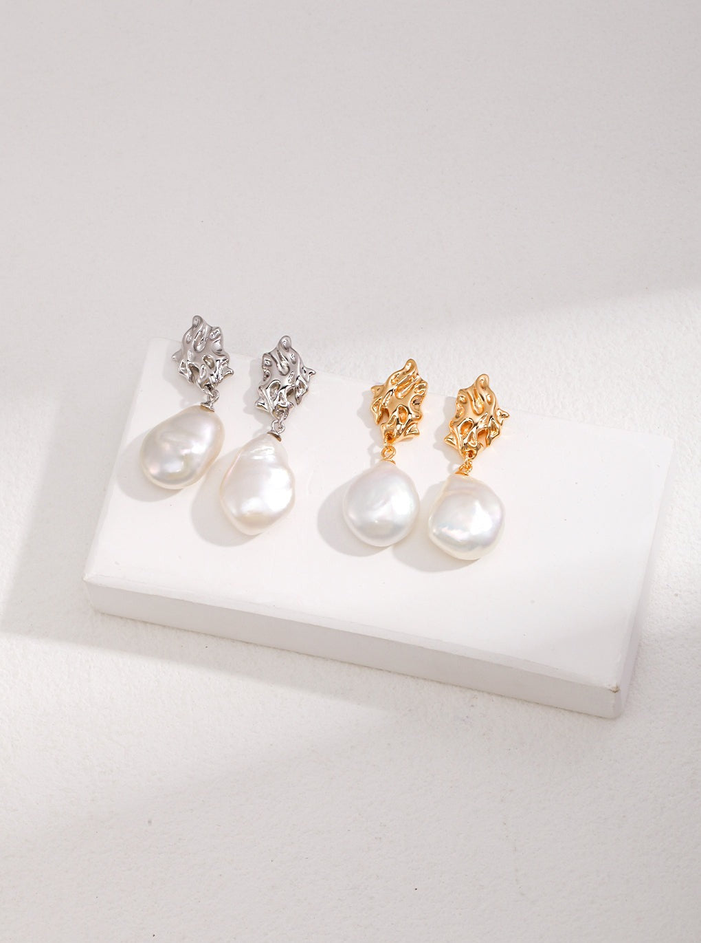Baroque Pearl Earrings - A Fusion of Artistry and Nature | earrings | 925earrings, baroque pearl, earrings, Pearl, Pearl Earrings, simsmore | SHOPQAQ